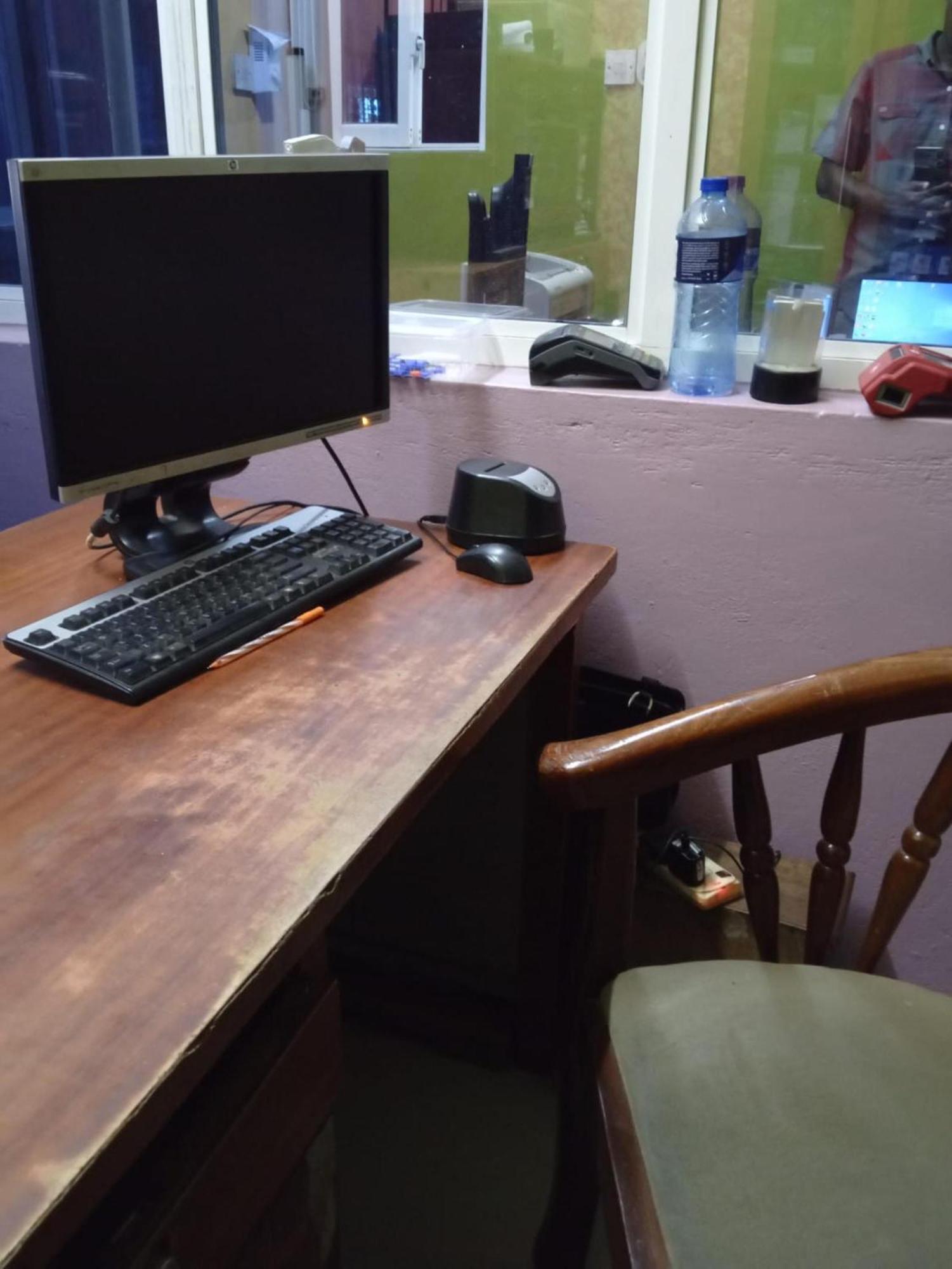 Checkpoint Inn Hotel, Mombasa Ngoại thất bức ảnh